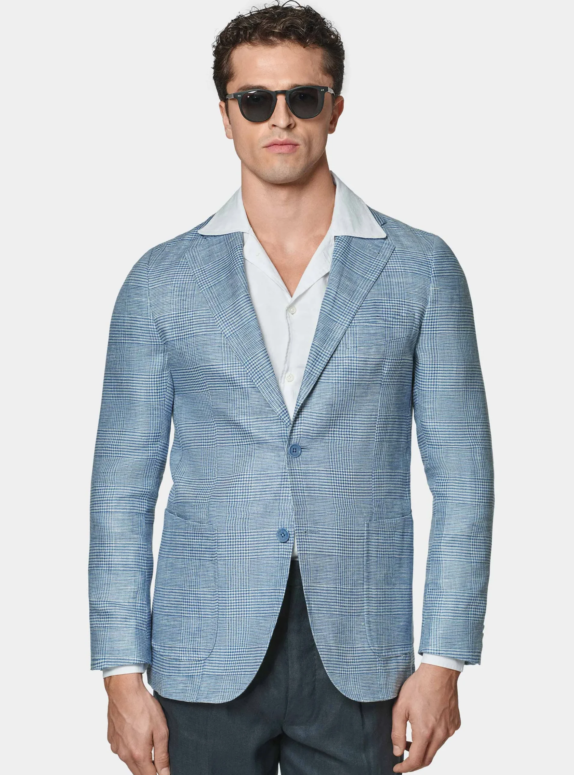 Glamour and tailoring
