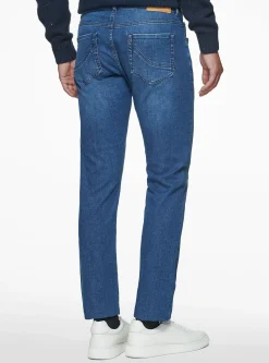 Jeans tinto in filo