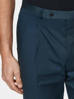 Pantaloni con pince in cotone popeline