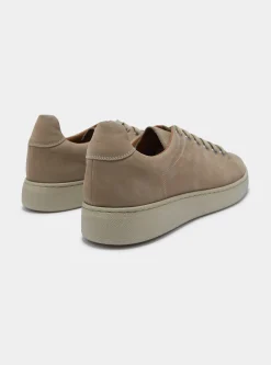 Sneakers in nabuk